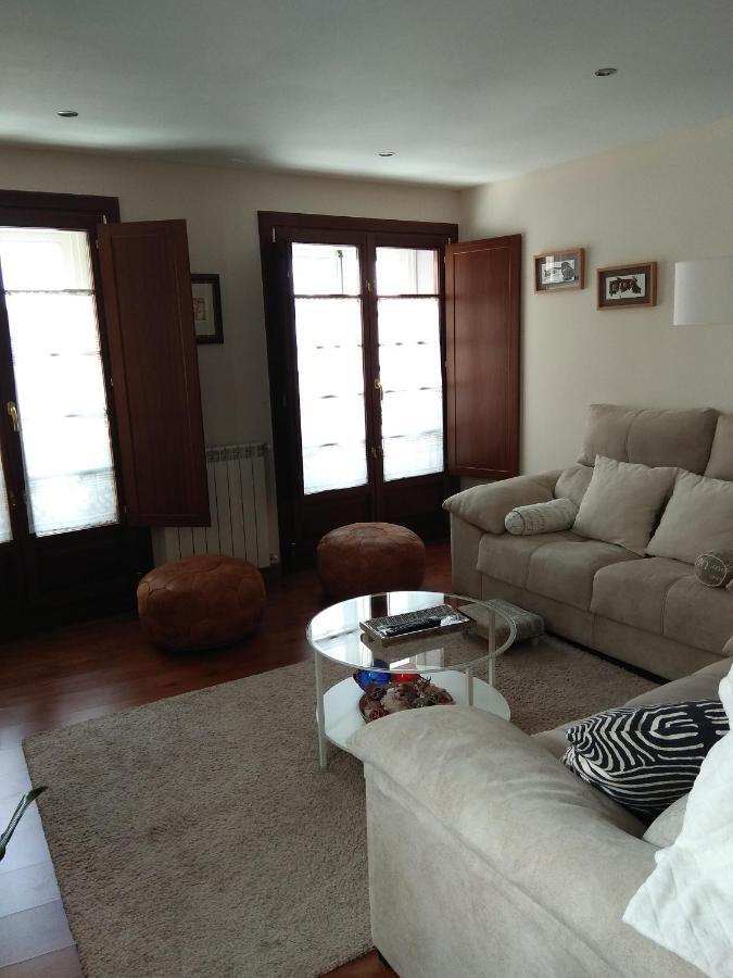 Apartamento Cine Colón Ribadeo Esterno foto