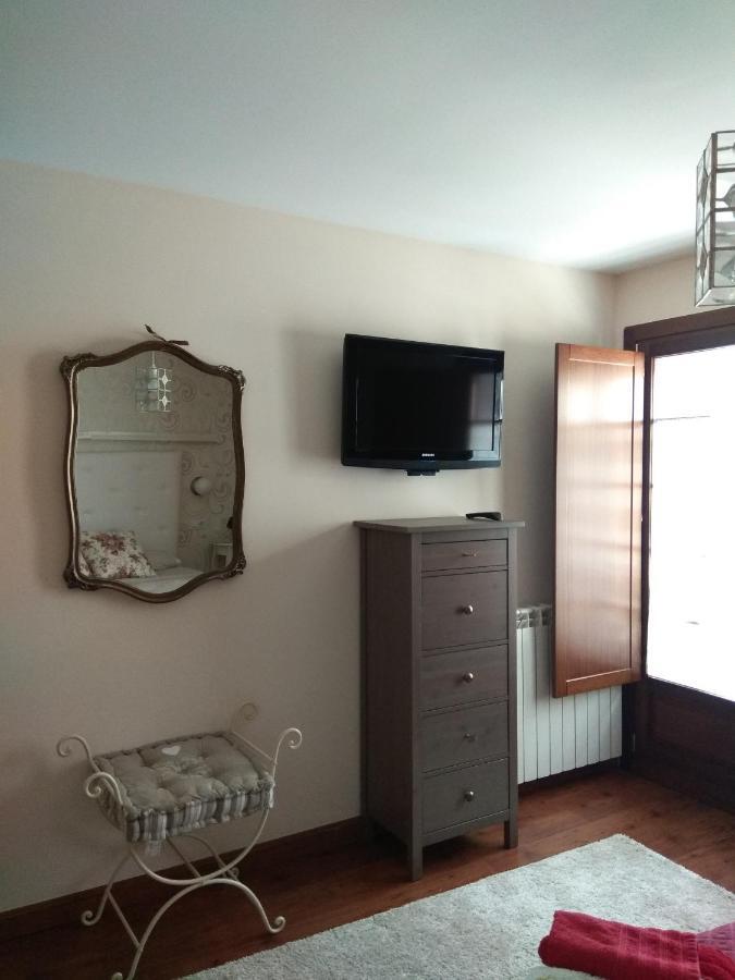 Apartamento Cine Colón Ribadeo Esterno foto